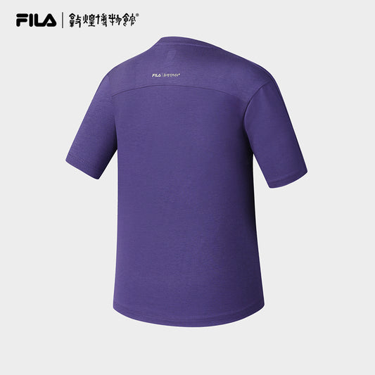 FILA CORE ATHLETICS EXPLORE X DUNHUANG MUSEUM Women Short Sleeves T-Shirt (Dark Purple)