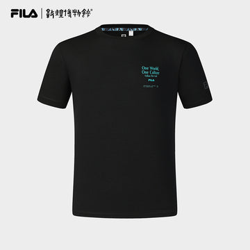 FILA CORE ATHLETICS EXPLORE X DUNHUANG MUSEUM Men Short Sleeves T-Shirt (Black)