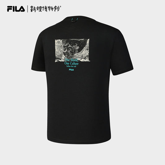 FILA CORE ATHLETICS EXPLORE X DUNHUANG MUSEUM Men Short Sleeves T-Shirt (Black)