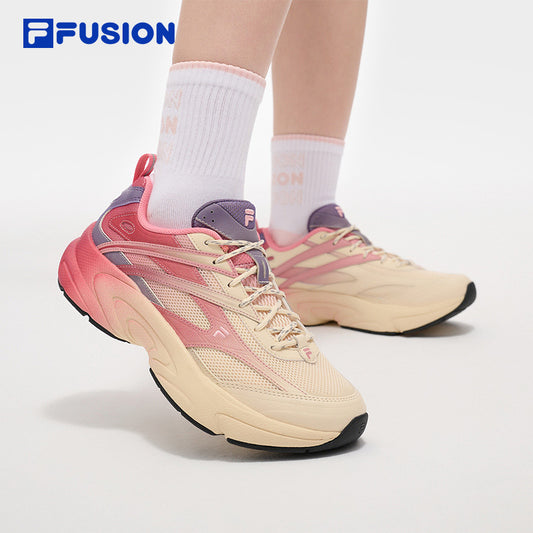FILA FUSION LIGHT Women Sneakers (Red / Beige )
