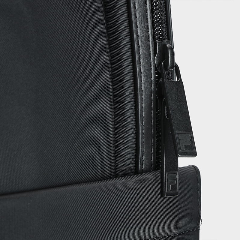 FILA CORE Men's CROSS OVER MODERN HERITAGE Backpack in Black